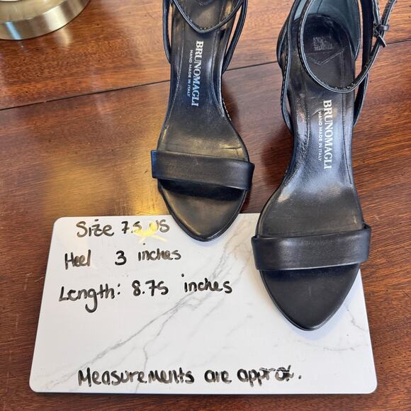 Bruno Magli Black Leather Sandal Size 7.5 - Picture 14 of 14